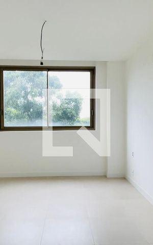 Apartamento à venda com 155m², 3 quartos e 1 vaga Apartamento à venda com 155m², 3 quartos e 1 vagaQuarto Suíte 2