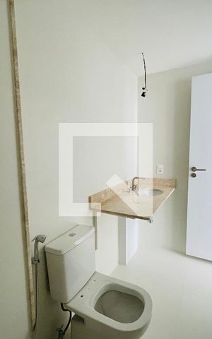 Apartamento à venda com 155m², 3 quartos e 1 vaga Apartamento à venda com 155m², 3 quartos e 1 vagaBanheiro Suíte 1
