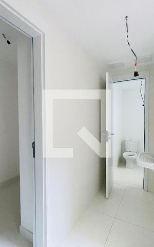 Apartamento à venda com 155m², 3 quartos e 1 vaga Apartamento à venda com 155m², 3 quartos e 1 vagaÁrea de Serviço