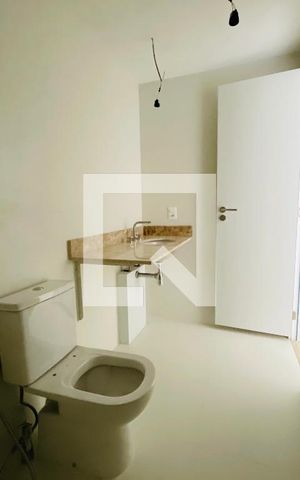 Apartamento à venda com 155m², 3 quartos e 1 vaga Apartamento à venda com 155m², 3 quartos e 1 vagaBanheiro Quarto Suíte 2