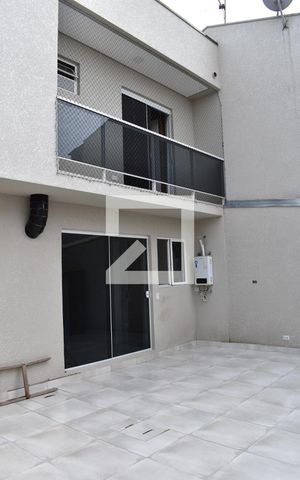 Casa para alugar com 145m², 3 quartos e 2 vagasÁrea dos fundos
