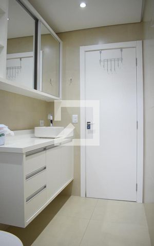 Casa para alugar com 145m², 3 quartos e 2 vagasBanheiro suíte