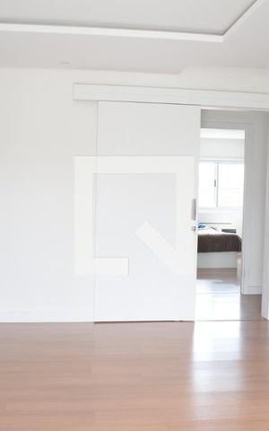 Casa para alugar com 145m², 3 quartos e 2 vagasSuíte