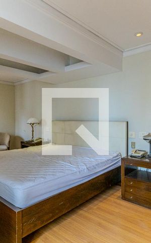 Apartamento à venda com 300m², 3 quartos e 4 vagasSuíte