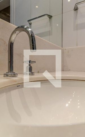 Apartamento à venda com 300m², 3 quartos e 4 vagasBanheiro Social