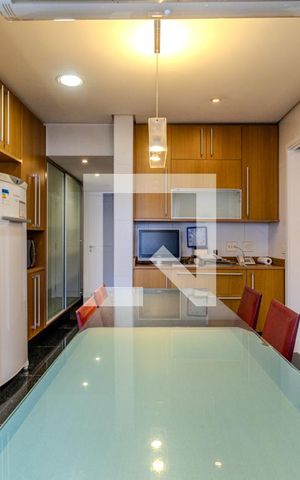 Apartamento à venda com 300m², 3 quartos e 4 vagasCozinha