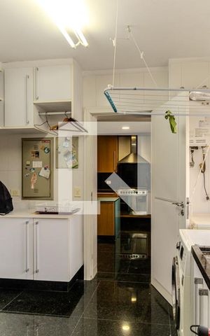 Apartamento à venda com 300m², 3 quartos e 4 vagasÁrea de Serviço