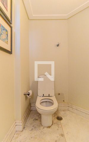 Apartamento à venda com 300m², 3 quartos e 4 vagasLavabo