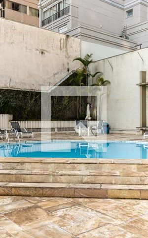 Apartamento à venda com 300m², 3 quartos e 4 vagasPiscina