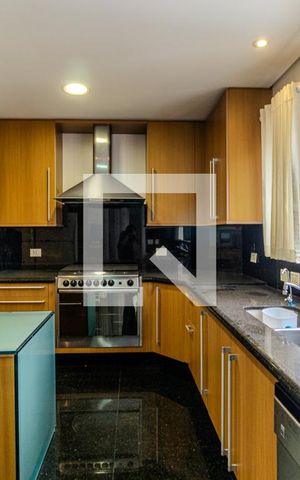 Apartamento à venda com 300m², 3 quartos e 4 vagasCozinha