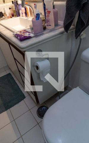 Apartamento à venda com 76m², 2 quartos e 1 vaga Apartamento à venda com 76m², 2 quartos e 1 vagaBanheiro da Suíte