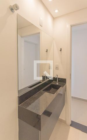 Apartamento para alugar com 65m², 1 quarto e 1 vaga Apartamento para alugar com 65m², 1 quarto e 1 vagaBanheiro