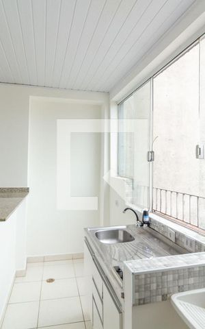 Apartamento para alugar com 55m², 2 quartos e sem vagaCozinha e Área de Serviço