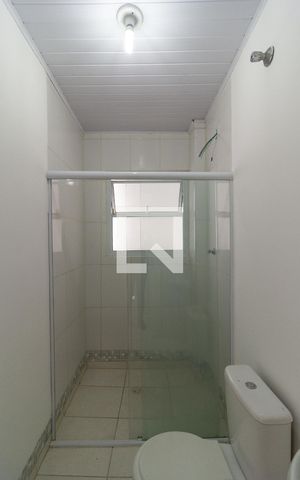 Apartamento para alugar com 55m², 2 quartos e sem vagaBanheiro
