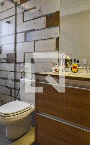 Apartamento à venda com 120m², 2 quartos e 3 vagasBanheiro da Suíte 2
