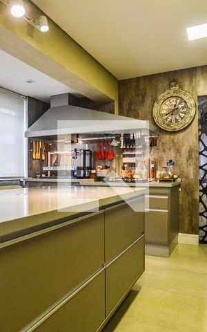 Apartamento à venda com 120m², 2 quartos e 3 vagasCozinha