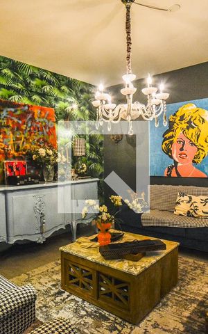 Apartamento à venda com 120m², 2 quartos e 3 vagasSala