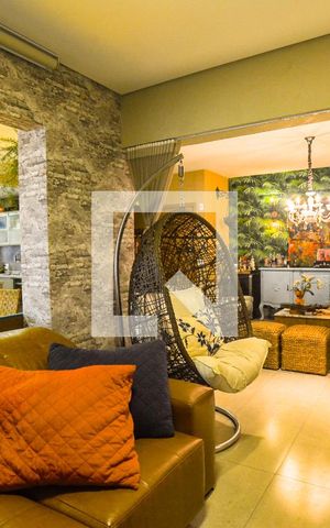 Apartamento à venda com 120m², 2 quartos e 3 vagasSala de TV