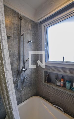 Apartamento à venda com 120m², 2 quartos e 3 vagasLavabo