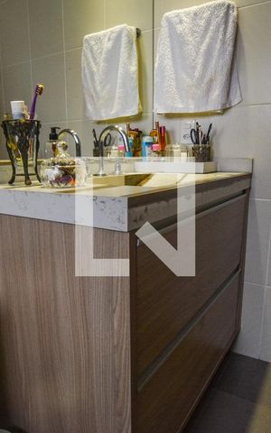Apartamento à venda com 120m², 2 quartos e 3 vagasBanheiro da Suíte 2