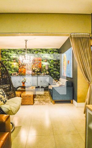 Apartamento à venda com 120m², 2 quartos e 3 vagasSala de TV