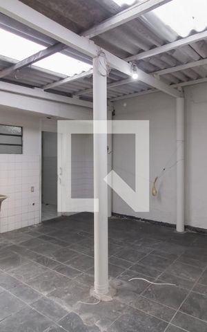 Casa à venda com 80m², 2 quartos e 2 vagas Casa à venda com 80m², 2 quartos e 2 vagasÁrea de Serviço