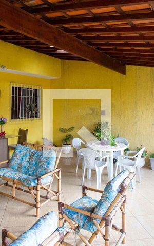 Casa à venda com 120m², 3 quartos e 3 vagasVaranda