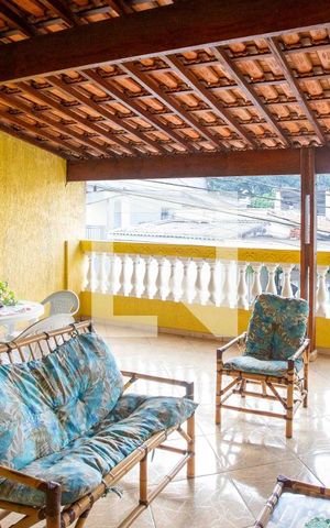 Casa à venda com 120m², 3 quartos e 3 vagasVaranda