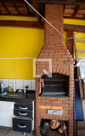 Casa à venda com 120m², 3 quartos e 3 vagasChurrasqueira