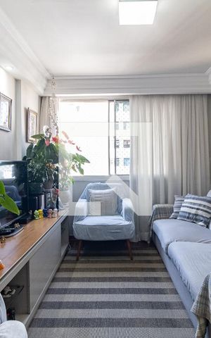 Apartamento à venda com 58m², 2 quartos e 1 vaga Apartamento à venda com 58m², 2 quartos e 1 vagaSala