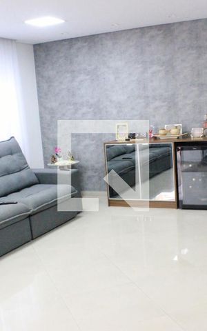 Casa à venda com 270m², 3 quartos e 4 vagasSala