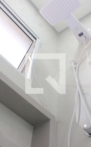 Casa à venda com 270m², 3 quartos e 4 vagasBanheiro da Suíte 2