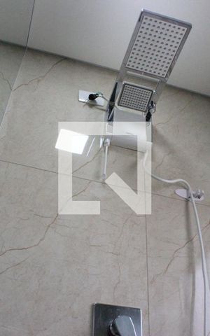 Casa à venda com 270m², 3 quartos e 4 vagasBanheiro da suíte 1