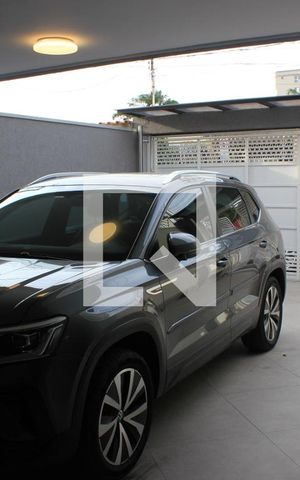 Casa à venda com 270m², 3 quartos e 4 vagasGaragem