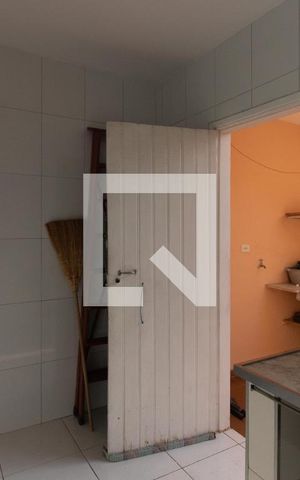 Casa para alugar com 80m², 3 quartos e 2 vagas Casa para alugar com 80m², 3 quartos e 2 vagasÁrea de Serviço