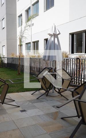 Apartamento à venda com 42m², 2 quartos e sem vagaÁrea comum - Piscina