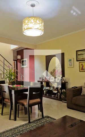 Casa à venda com 188m², 4 quartos e 4 vagas Casa à venda com 188m², 4 quartos e 4 vagasSala