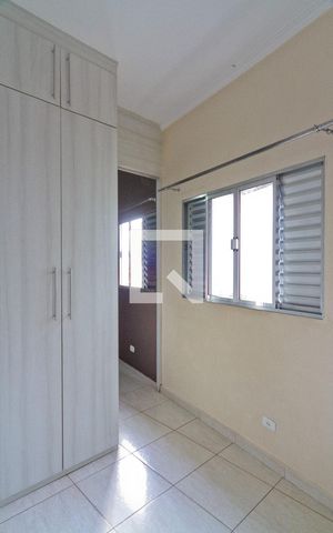 Casa à venda com 188m², 4 quartos e 4 vagas Casa à venda com 188m², 4 quartos e 4 vagasCloset da suíte 1