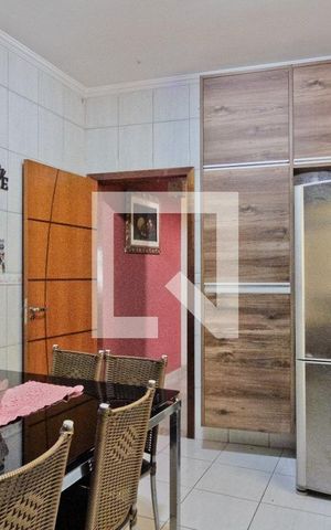 Casa à venda com 188m², 4 quartos e 4 vagas Casa à venda com 188m², 4 quartos e 4 vagasCozinha