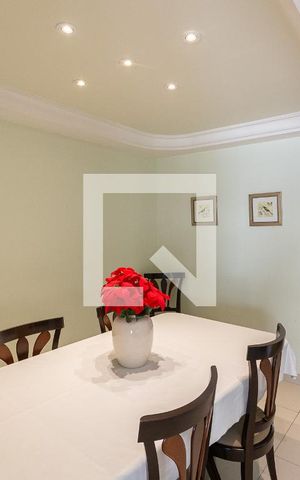 Apartamento à venda com 176m², 4 quartos e 2 vagasSala