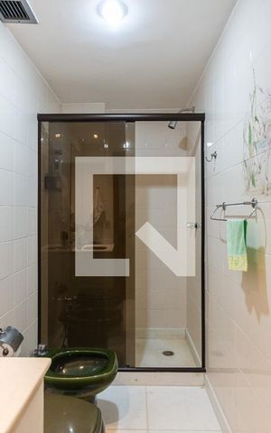 Apartamento à venda com 176m², 4 quartos e 2 vagasBanheiro