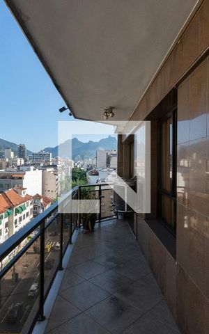 Apartamento à venda com 176m², 4 quartos e 2 vagasVaranda