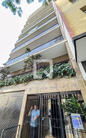 Apartamento à venda com 176m², 4 quartos e 2 vagasFachada
