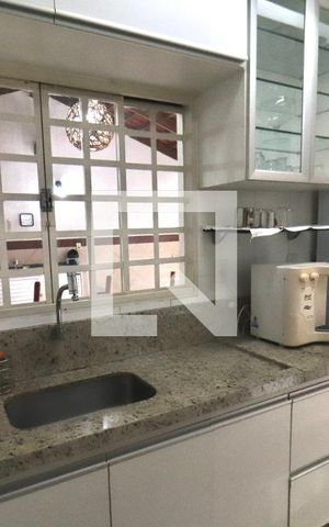 Casa para alugar com 223m², 3 quartos e 4 vagas Casa para alugar com 223m², 3 quartos e 4 vagasCozinha