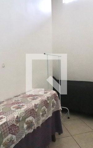 Casa para alugar com 223m², 3 quartos e 4 vagas Casa para alugar com 223m², 3 quartos e 4 vagasQuarto/ cômodo