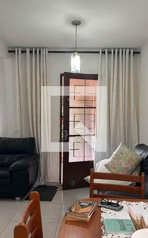 Casa à venda com 129m², 3 quartos e 1 vaga Casa à venda com 129m², 3 quartos e 1 vagaSala