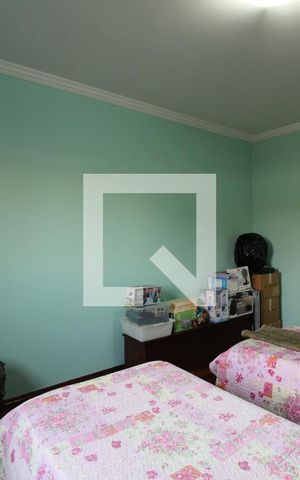 Casa à venda com 194m², 5 quartos e 2 vagasQuarto 3