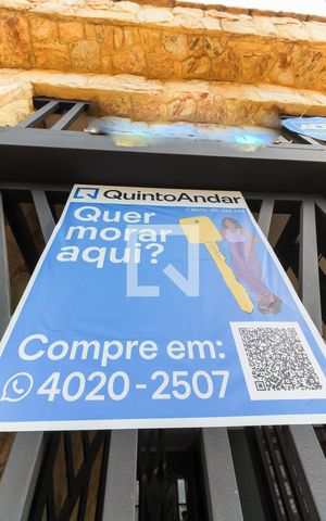 Casa à venda com 194m², 5 quartos e 2 vagas Casa à venda com 194m², 5 quartos e 2 vagasPlaca Instalada