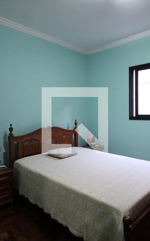 Casa à venda com 194m², 5 quartos e 2 vagasSuíte 1
