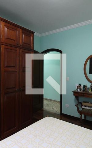Casa à venda com 194m², 5 quartos e 2 vagasSuíte 1